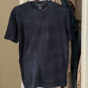 American Eagle Outfitters Men's Dark Blue Tie-Dye T-Shirt